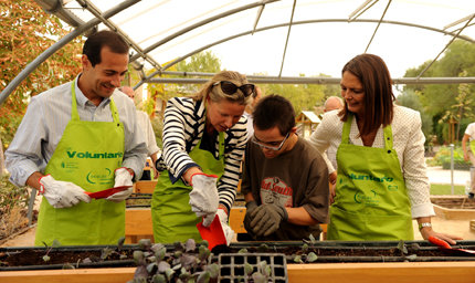 Adrados y Victoria reconocen a labor de los voluntarios medioambientales. 