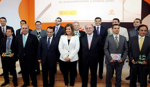 Báñez y Ortiz en la entrega de premios de la Fundación Repsol