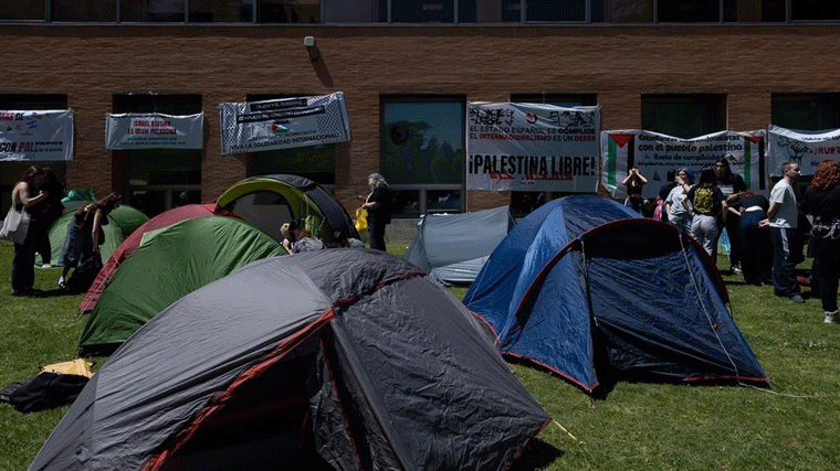 Detenidos 3 neonazis por insultar y amenazar a los acampados propalestina de la UCM