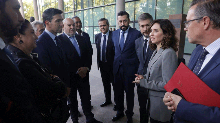 Ayuso y el Gobierno de Sánchez se enzarzan por la DANA: Madrid reclama el 50% de las inversiones y el Ejecutivo dice transferir 22 M