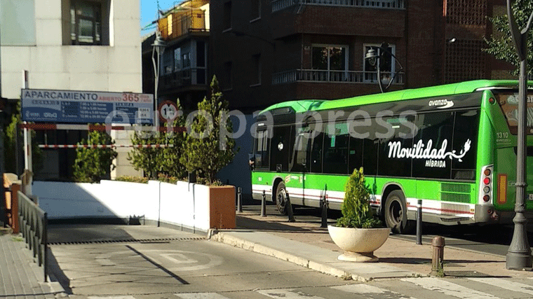 El Ayuntamiento establecerá un Plan especial de Movilidad por obras que afectan a 8 líneas de autobús