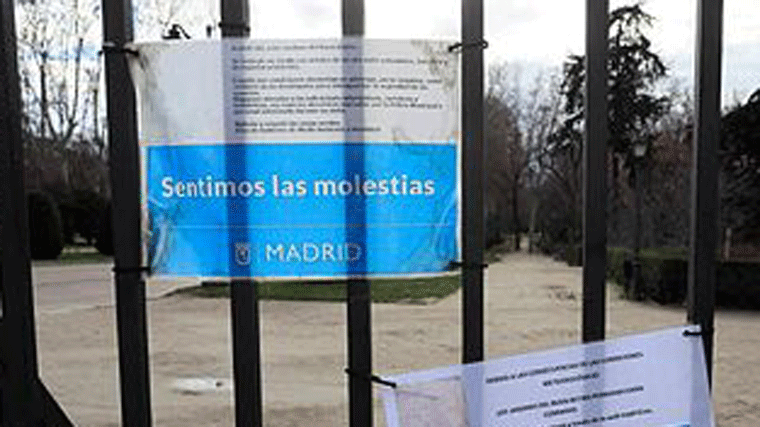 Alerta roja: El Retiro y otros ocho parques de la capital cierran por fuertes rachas de viento