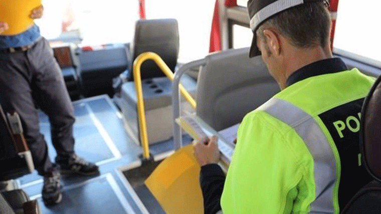 Policía Municipal aumenta los controles de conductores y vehículos del trasporte escolar