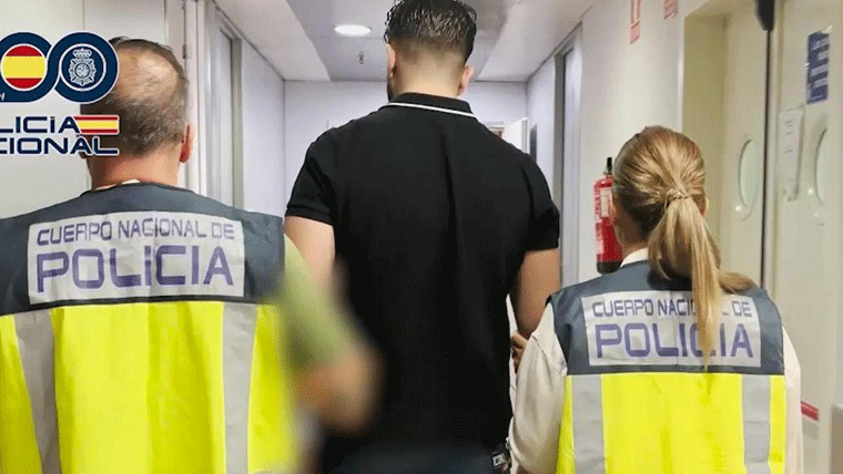 4 detenidos por robar con violencia a hombres, quedaban en apps para ligar