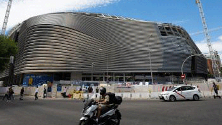 Sanz defiende que se ha cumplido con todos los trámites en el parking del Bernabéu