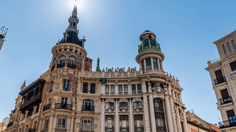 PSOE y Más Madrid alegan contra el proyecto hotelero en Canalejas, una zona 'altamente saturada'