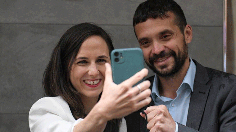 Jesús Santos junto a Ione Belarra