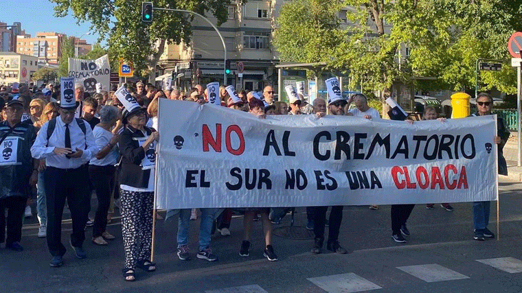 Nueva manifestación vecinal para mostrar el rechazo de Usera y Villaverde al crematorio de la M-40