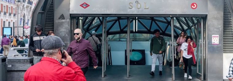 La estación de Sol de Metro y Cercanías, cerrada el viernes y el sábado por gran afluencia