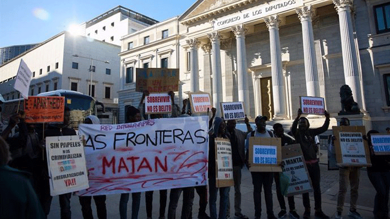 El Congreso desbloquea la ILP para regular a medio millón de migrantes, prevé su aprobación en noviembre