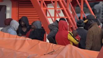 Casi 25.000 migrantes han llegado en lo que va de año a España de forma irregular, el 77% por Canarias