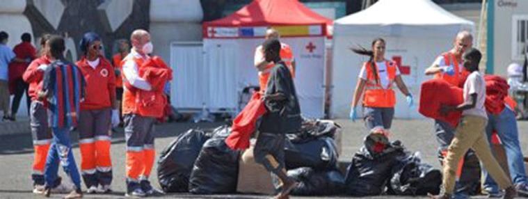 150 migrantes han llegado ya al CREADE de Pozuelo,100 a la capital y 450 irán a un cuartel de Campamento 