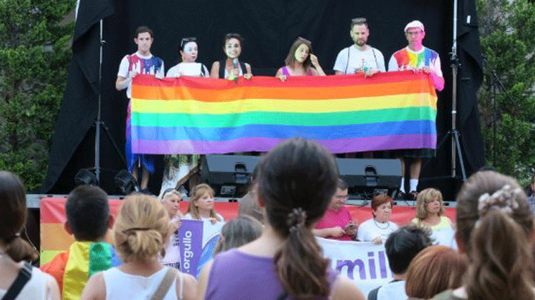 Atacan al grito de 'maricones y rojos de mierda' a un grupo de chicos tras celebrar el Orgullo