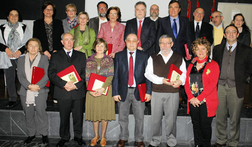 Fernández participa en el homenaje a 17 profesores jubilados 