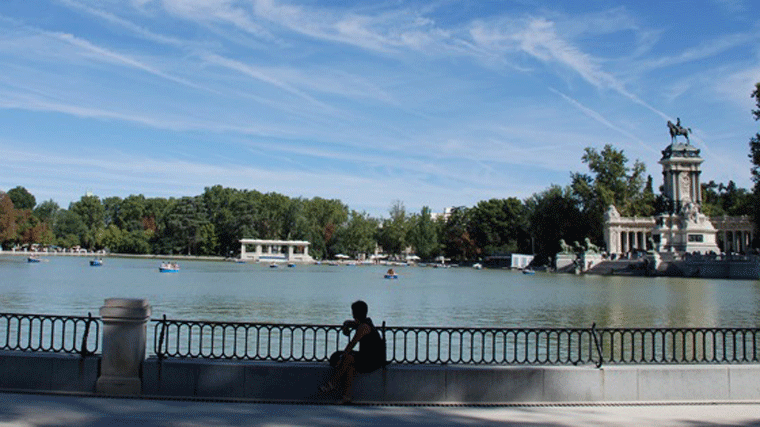 El Ayuntamiento activa la alerta amarilla balizando el Retiro y otros ocho parques históricos