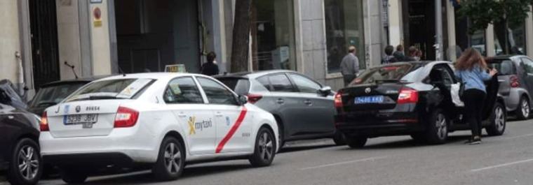 Taxistas llevan al Ayuntamiento ante la Fiscalía por 'incumplir' la normativa